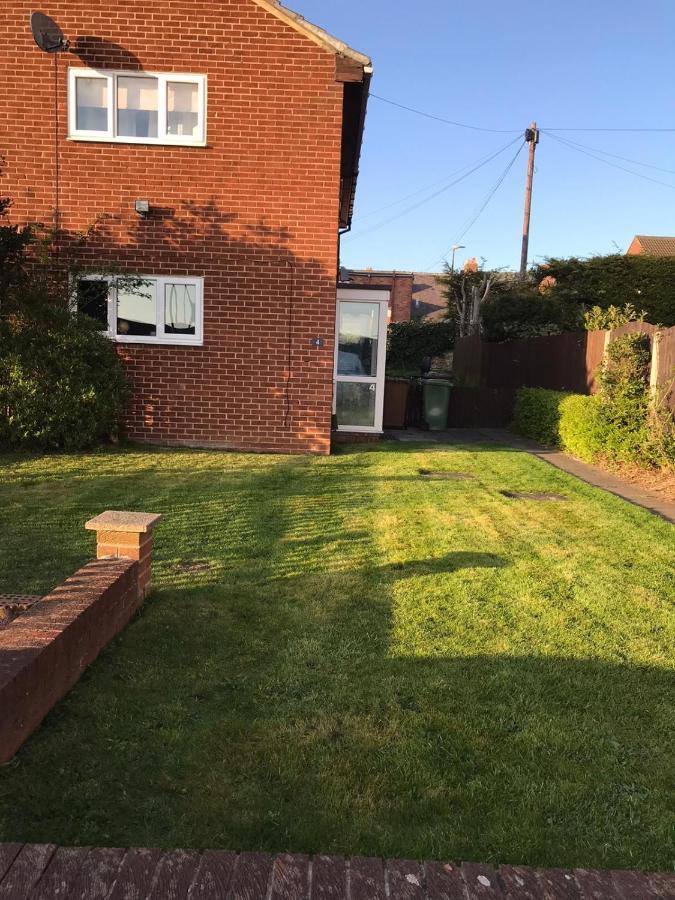 A Modern Cosy One Bedroom Home Away From Home Houghton-le-Spring Exterior photo